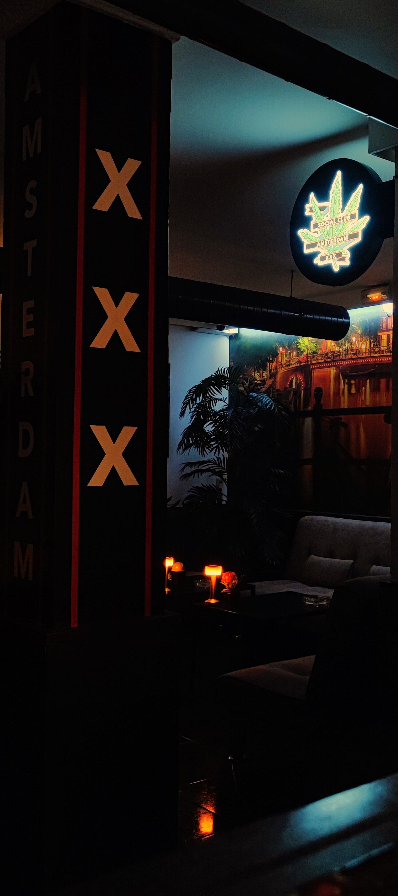 Entrance to Social Club Amsterdam at Puerto Deportivo Fuengirola 368